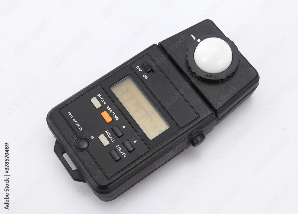 Obraz premium A light meter is a device used to measure the amount of light. In photography, a light meter (more correctly an exposure meter) is used to determine the proper exposure for a photograph. 
