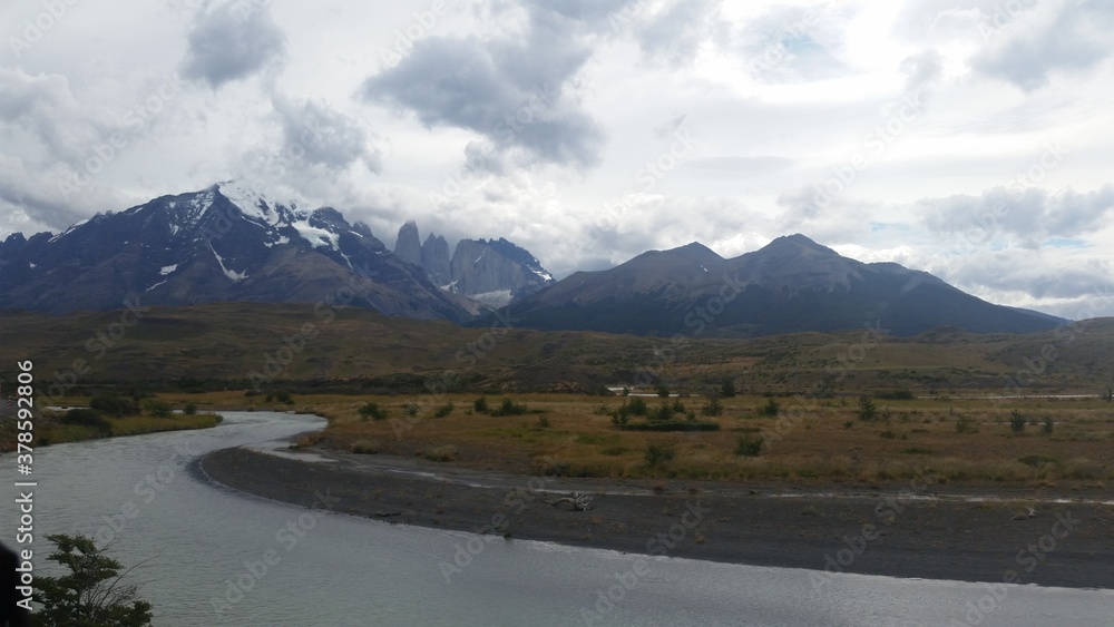 mountains,
Southern Chile, Patagonia, trekking, granite, trees, river