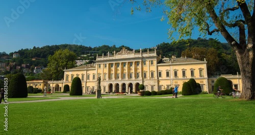 Wallpaper Mural Time lapse of Villa Olmo,imposing neoclassical Villa.
The villa today is home to cultural events and art exhibitions and it is one of the symbols of the city. Torontodigital.ca