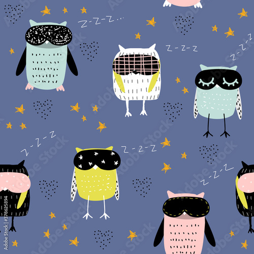 Seamless pattern with funny owls and stars. Kids print. Vector hand drawn illustration.