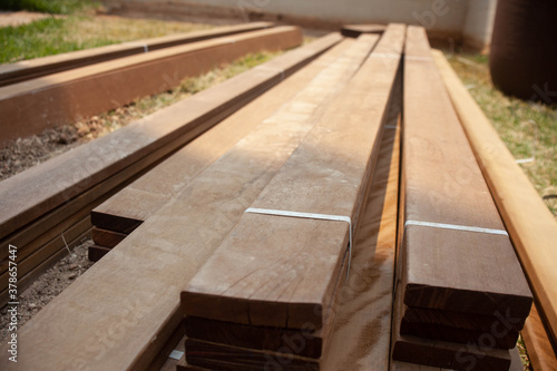 madeira itaúba, itauba, para construção de decks e pergolados