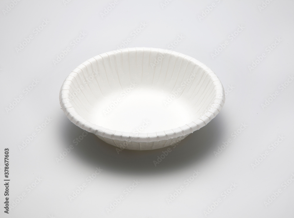 white ceramic bowl white ceramic bowl
