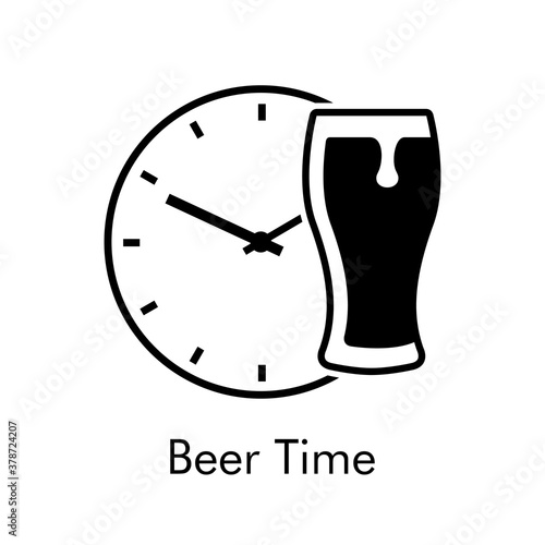 Logotipo con texto Beer Time con reloj y vaso de cerveza vintage con espuma en color negro