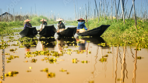 Lifestyle in Lake Inle  with his famous leg-rowing fishermen and a relaxing way to live