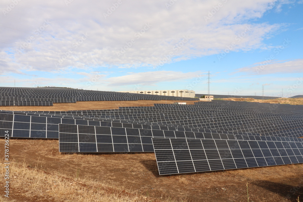 Instalación de Planta Solar Fotovoltaica electrica Instalación de Planta Solar Fotovoltaica electrica