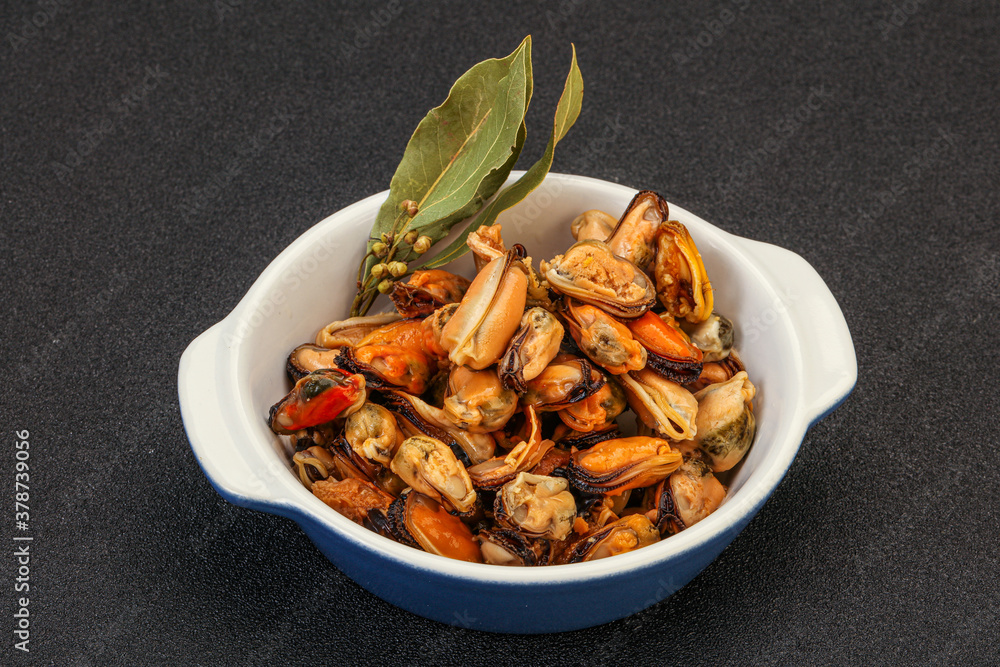 Pickled mussels in the bowl Pickled mussels in the bowl