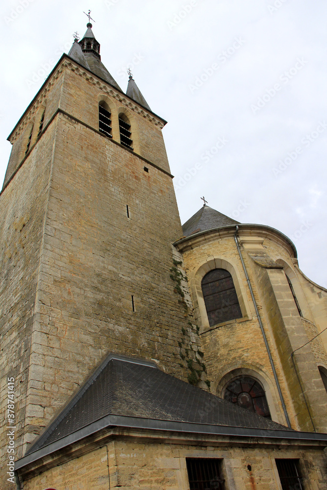 cathédrale de Chateauvillain
