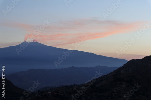 Castelmola - Fumate dall Etna al tramonto