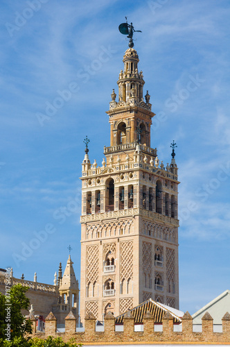 La Giralda, bell tower of the Seville Cathedral in Spain © lrpizarro