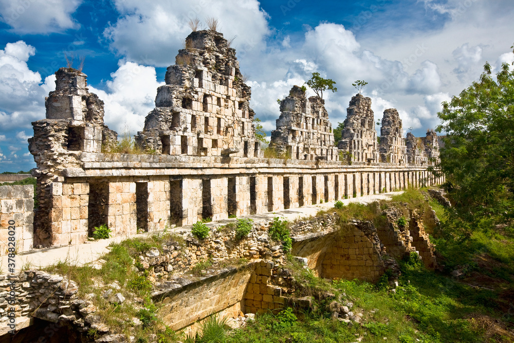 Old ruins of a building, Cuadrangulo De los Pajaros, Uxmal, Yucatan, Mexico