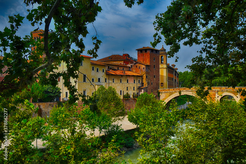 Wallpaper Mural Isola Tiberina - Roma Torontodigital.ca