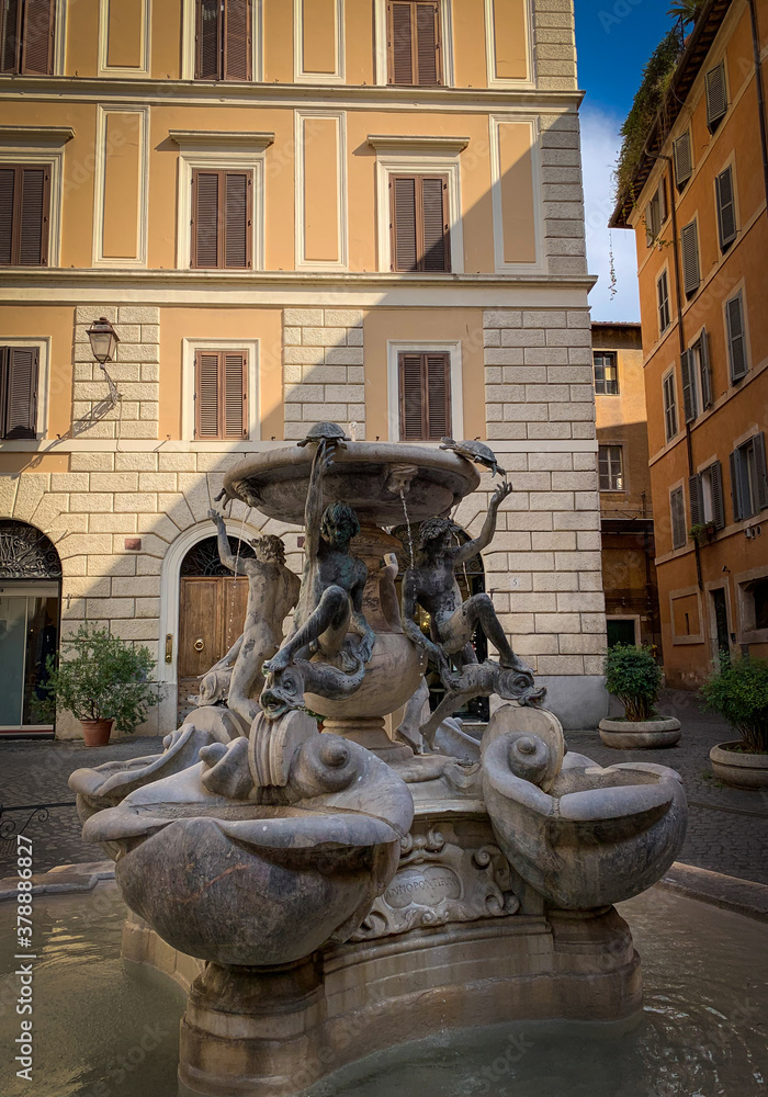 Obraz premium Sunset at The Fontana delle Tartarughe, renaissance fountain know as The Turtle Fountain in Rome, Italy