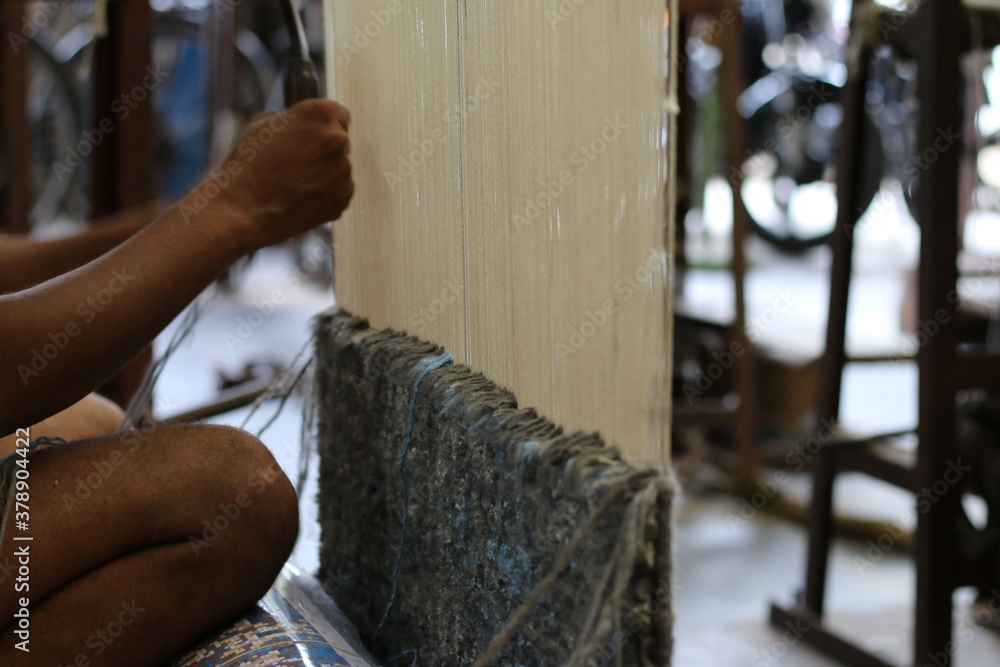 Carpet Rug making process by cutting weaving and washing with handloom Carpet Rug making process by cutting weaving and washing with handloom