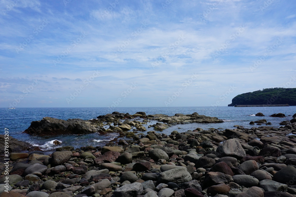 真鶴白磯の岩場