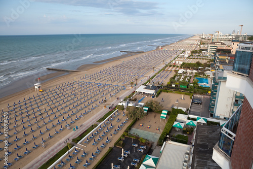 Tableau sur toile Aerial view of Lido di Jesolo with its wide sandy beaches