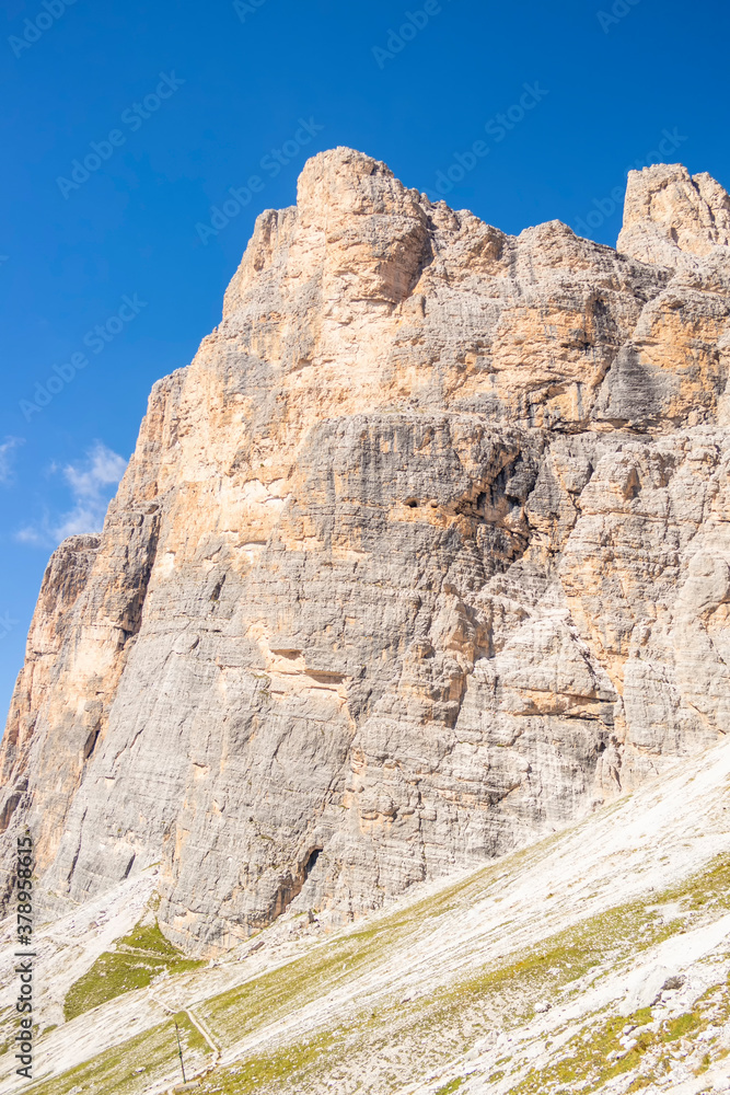 View on the dolomitic rocks of the Tofane di Rozes, Veneto - Italy View on the dolomitic rocks of the Tofane di Rozes, Veneto - Italy
