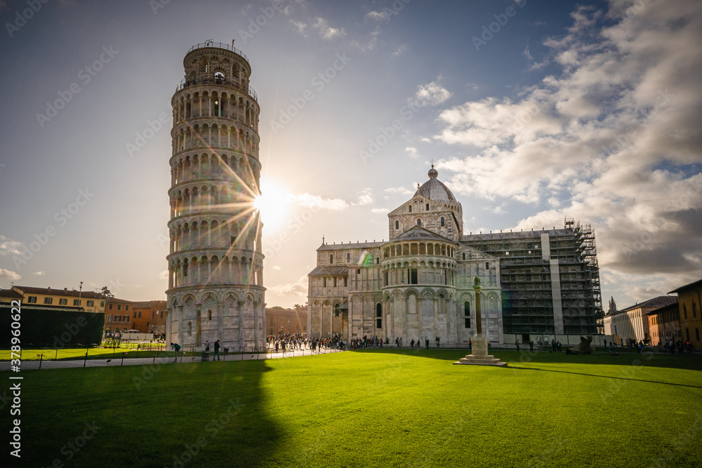 Am Platz der Wunder in Pisa