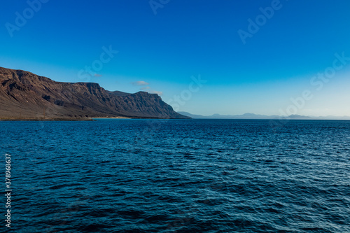 Paisajes desde la isla Graciosa de Lanzarote © Alotz