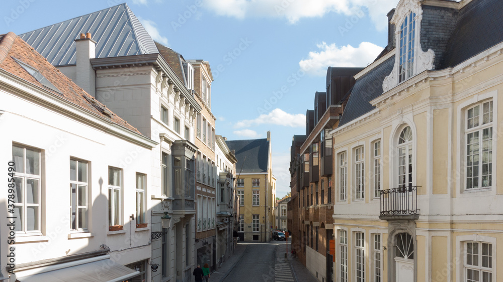Vista aérea de la arquitectura tradicional de la ciudad de Brujas en Bélgica, declarada Patrimonio de la Humanidad por la UNESCO