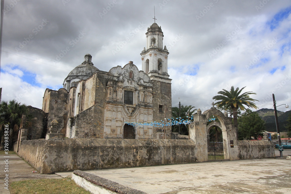 Iglesia de Guadalcazar, San Luis Potosí