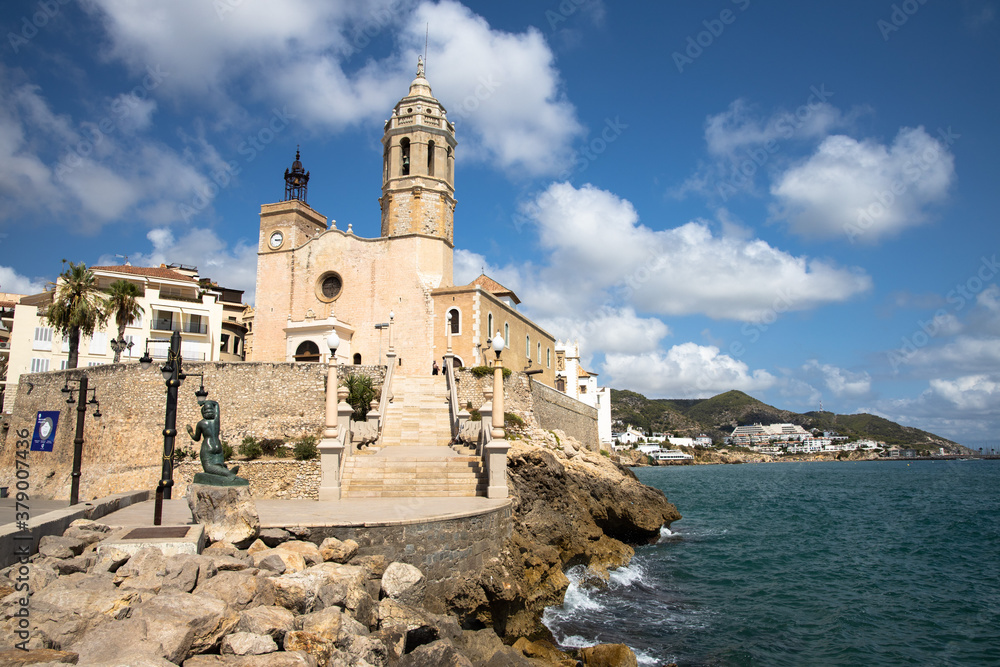 La iglesia De Sant Bartomeu y Santa Tecla church in Sitges, Garraf, Cataluña, España La iglesia De Sant Bartomeu y Santa Tecla church in Sitges, Garraf, Cataluña, España