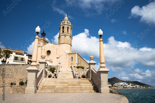 La iglesia De Sant Bartomeu y Santa Tecla church in Sitges, Garraf, Cataluña, España