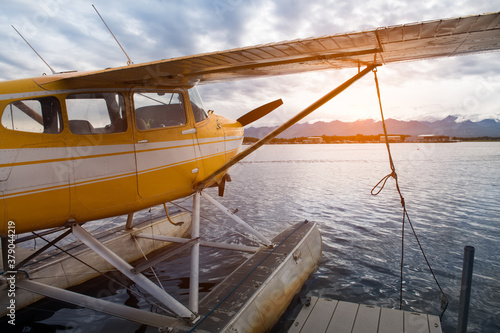 Принти на полотні Private hydroplane aircraft parked in water airport on the lake in Alaska, Ancho