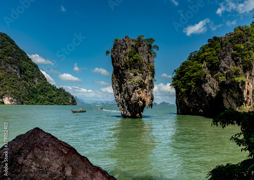 james bond island