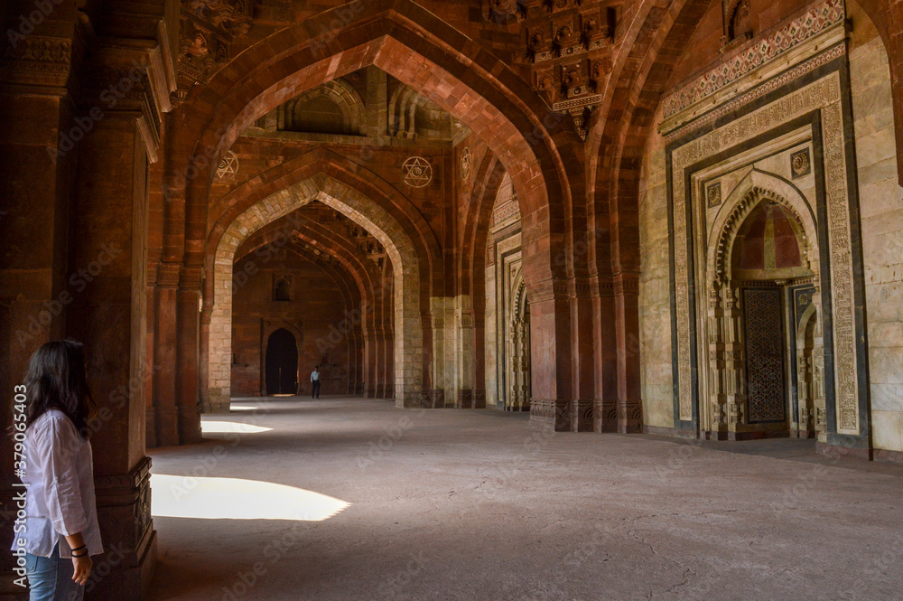 A mesmerizing view of architecture of main tomb at old fort from inside.