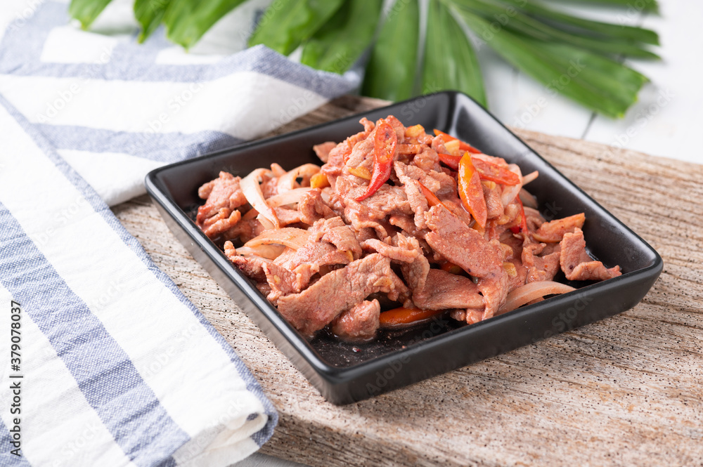 Stir fried pork with Pickled bean curd sauce and onion