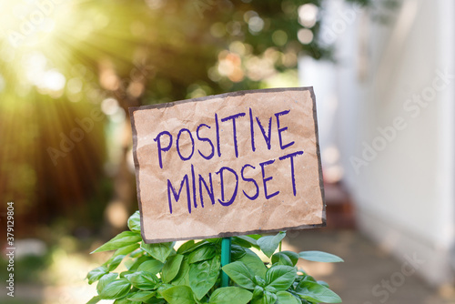Φωτογραφία Writing note showing Positive Mindset