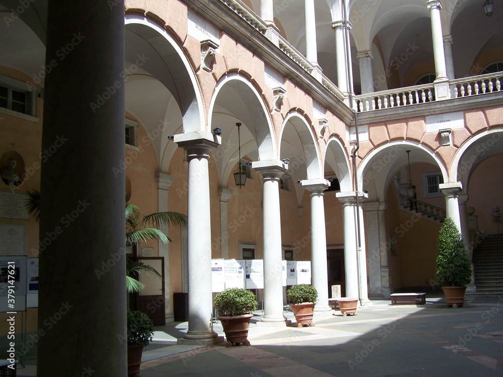 Innenhof des Rathauses von Genua Italien patio of the town hall of Genoa Italy