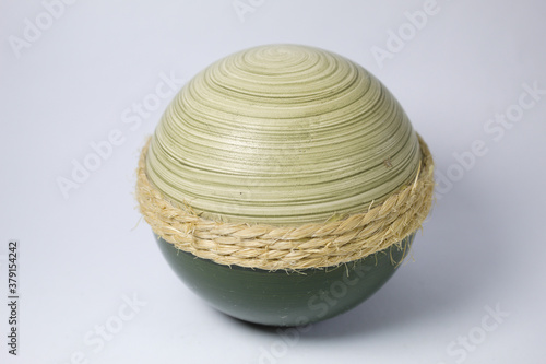 Ceramic balls with coiled rope