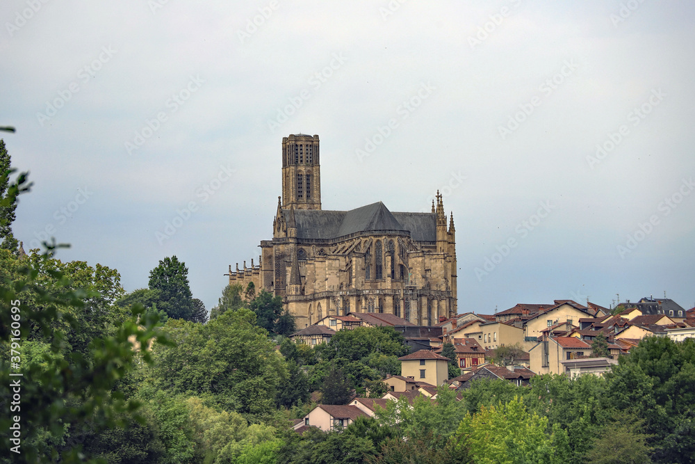 Vue sur la cathédrale de Limoges,