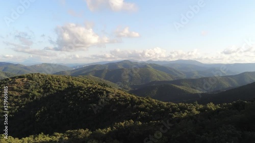 Paysage de montagne dans les Cévennes, vue aérienne	
