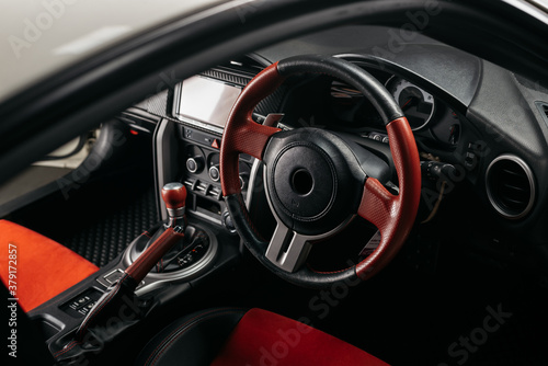 Car detailing series: Clean interior, black leather