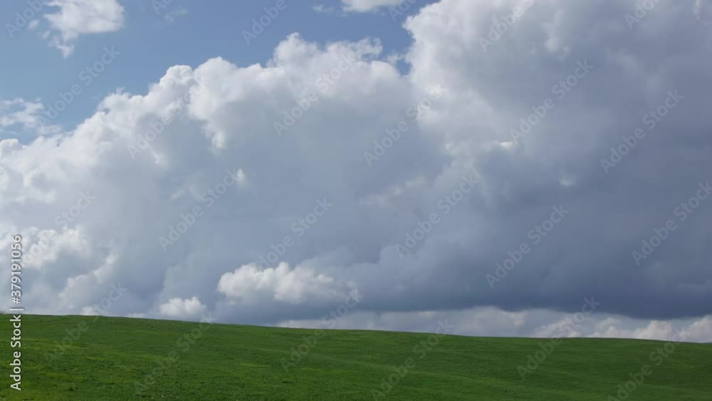 草原と雲 草原と雲
