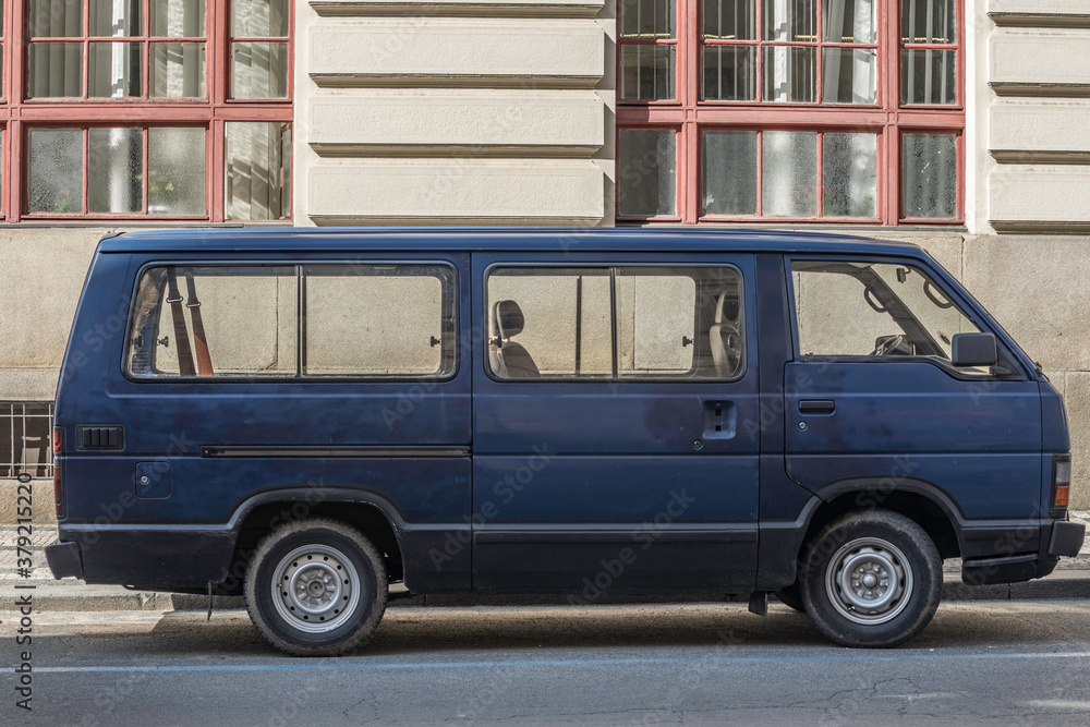 Praga, Republica Checa; August 6, 2018: Old blue van parked in the street of the city. 