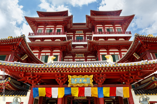 Photography Buddha Tooth Relic Temple is a Buddhist temple located in the Chinatown district, Singapore