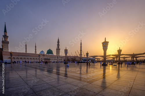 city at sunset © Muhammad