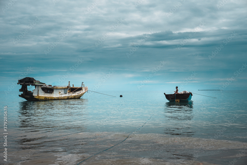 Fight with Weather to find some fish Fight with Weather to find some fish