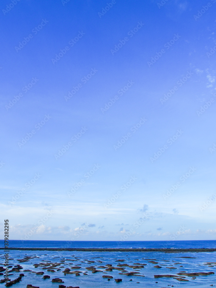 沖縄　久米島の風景　シンリ浜