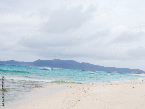 沖縄県 離島 久米島 はての浜の風景写真 © kanahina