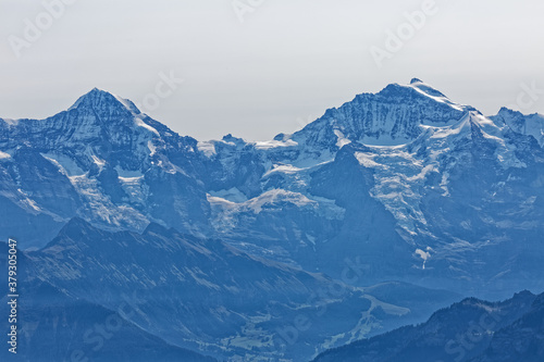 Mônch et Jungfrau. © Olympixel