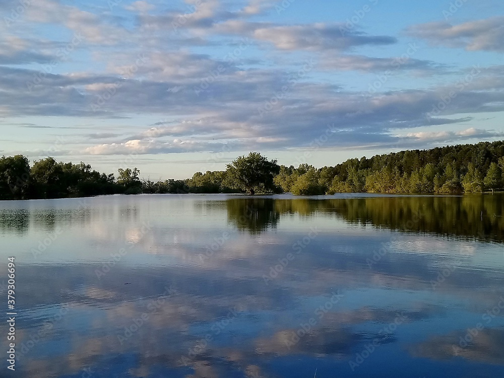 Fototapeta premium sunset over the lake
