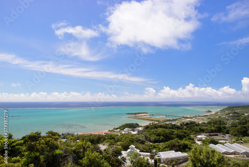 沖縄南城の美しい空と海