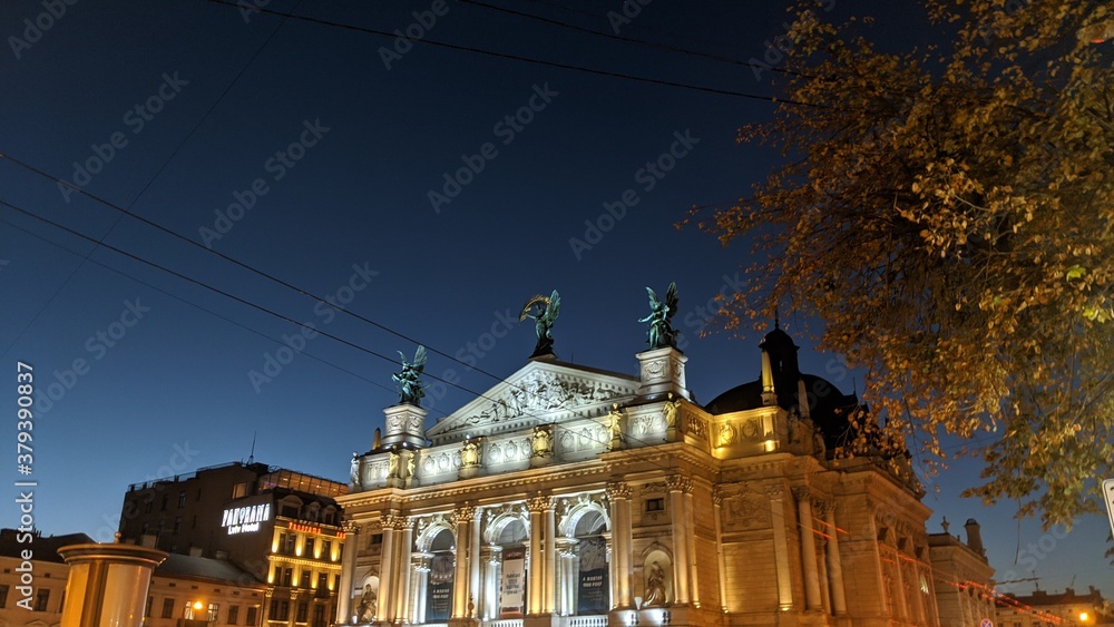 Obraz premium View of the opera house at Lviv.