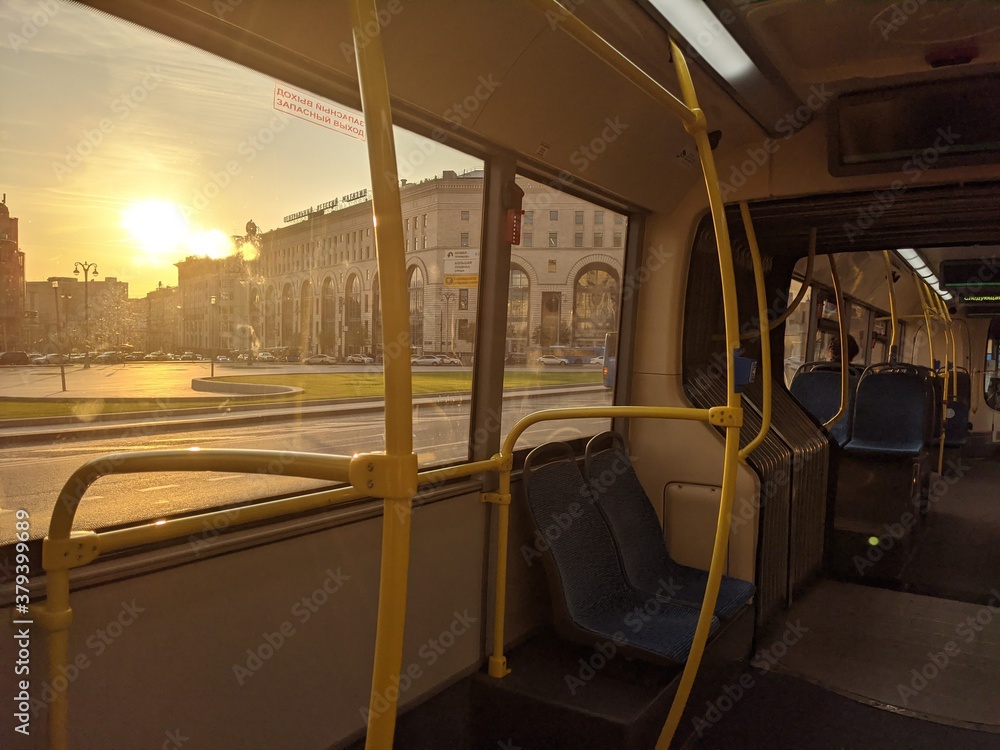 Fototapeta premium train in the city