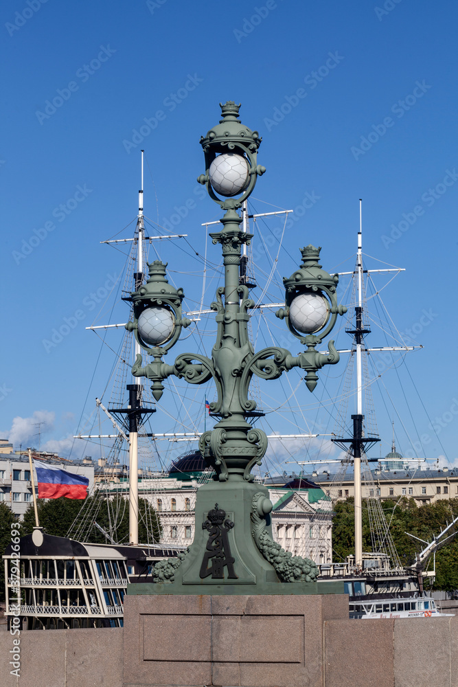 Flashlight. Troitsky bridge. Saint-Petersburg