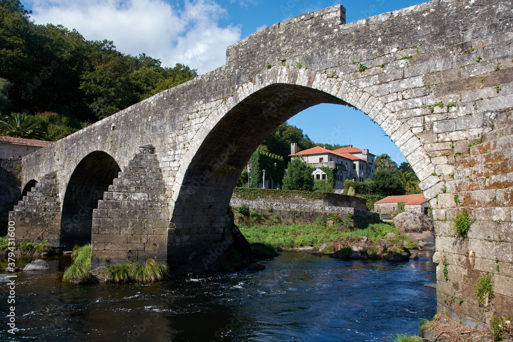 Fototapeta premium Ponte Maceira in the Way of St. James. This small village is in the the path from Santiago de Compostela to Finisterre and Muxia.